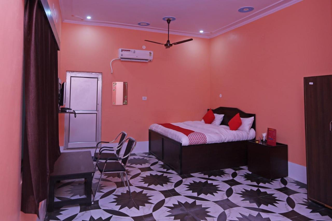 OYO 22221 Yadav Hotel Bhiwadi Eksteriør bilde